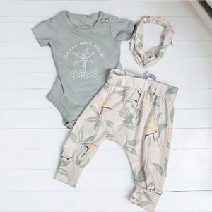 Jessica Simpson Baby Girl 3pc Green Pants Set Onesie Bodysuit Headband Playwear